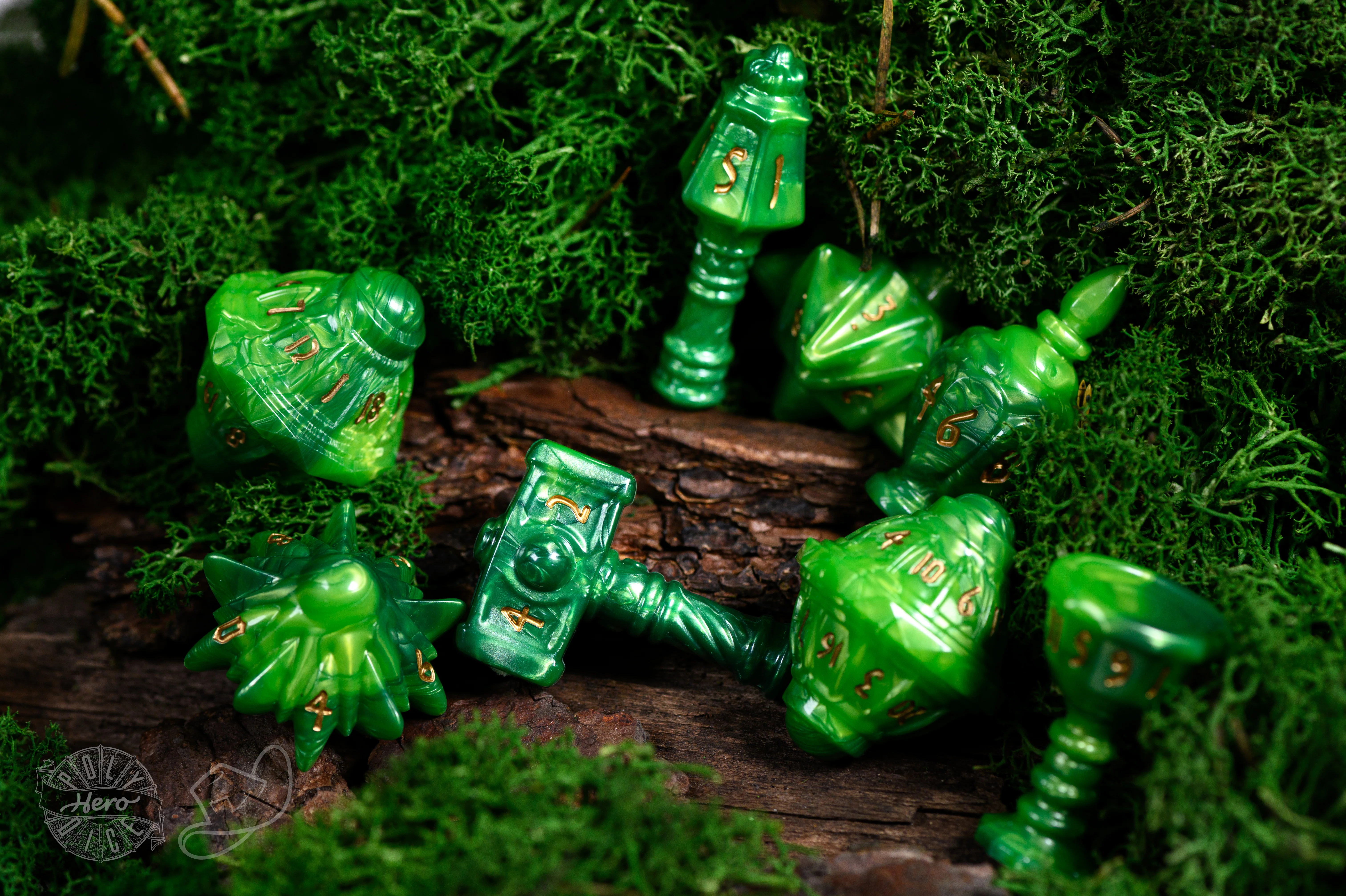 PolyHero Cleric 8 Dice Set - Verdant Viridian - Image 4